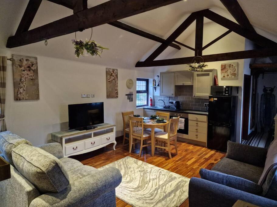 Joiners Arms - Studio Apartments Маркет Дрейтън Екстериор снимка