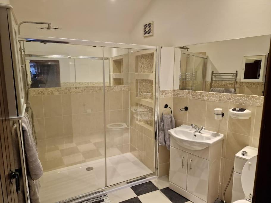 Joiners Arms - Studio Apartments Маркет Дрейтън Екстериор снимка