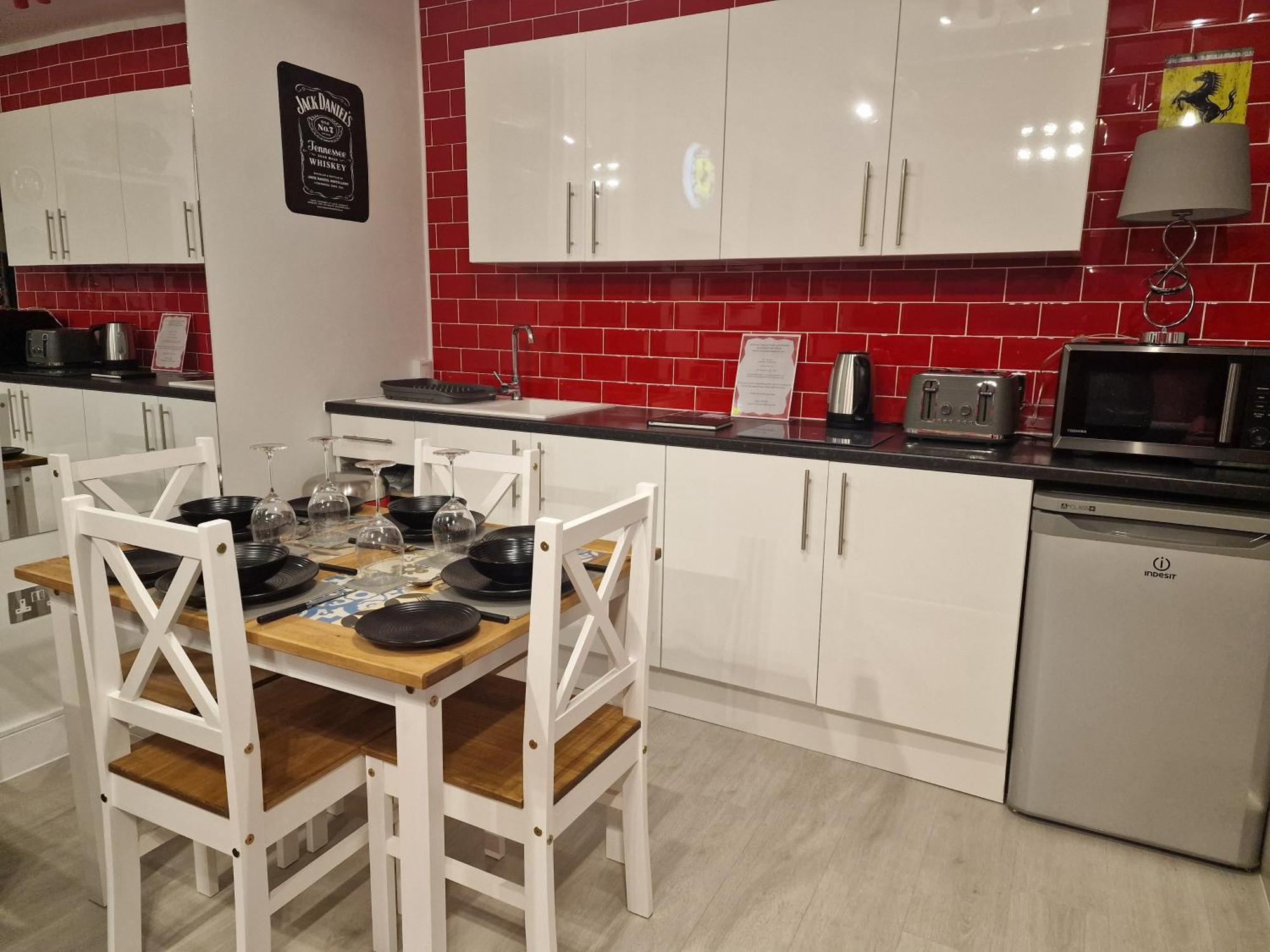 Joiners Arms - Studio Apartments Маркет Дрейтън Екстериор снимка
