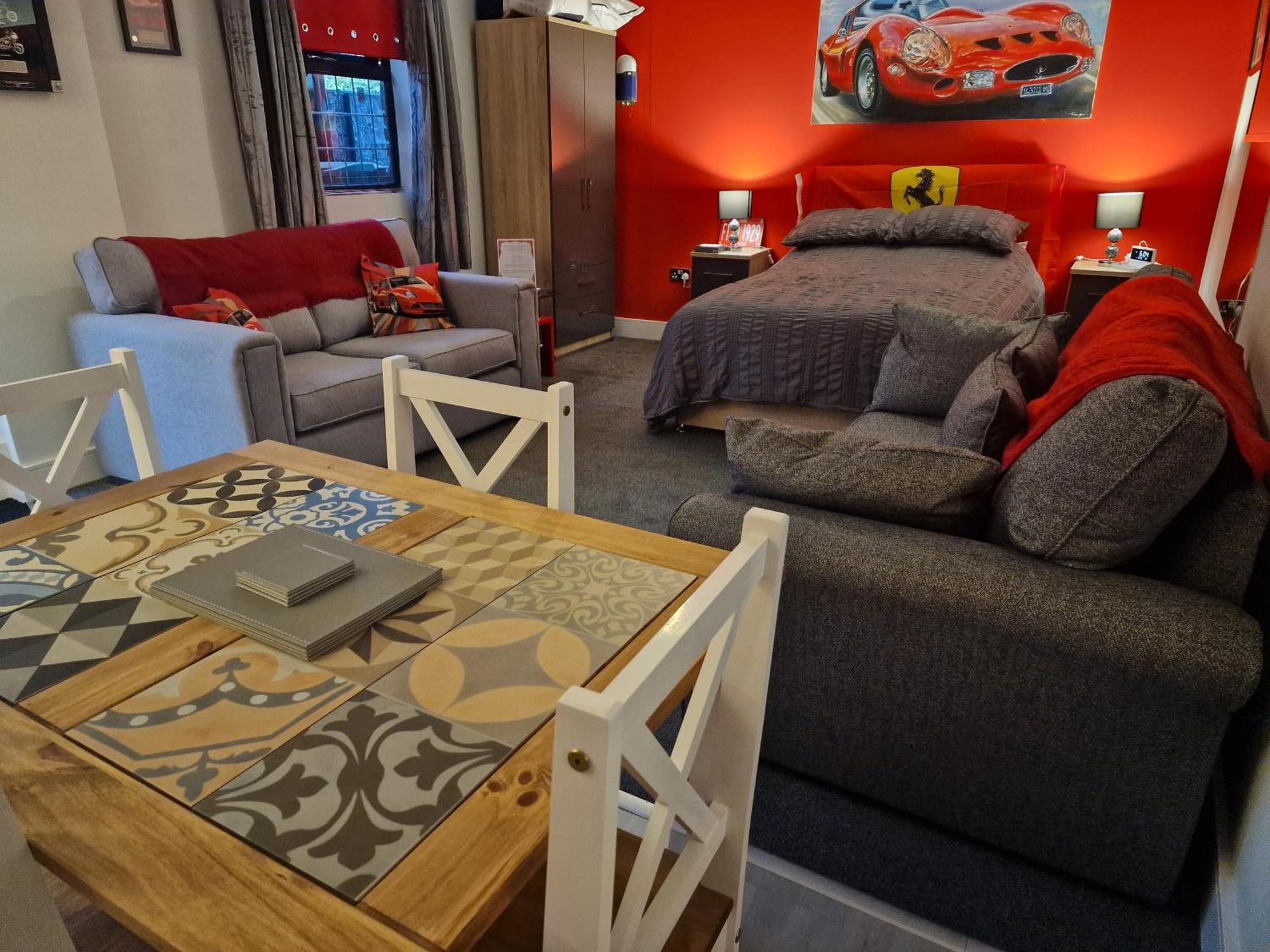 Joiners Arms - Studio Apartments Маркет Дрейтън Екстериор снимка